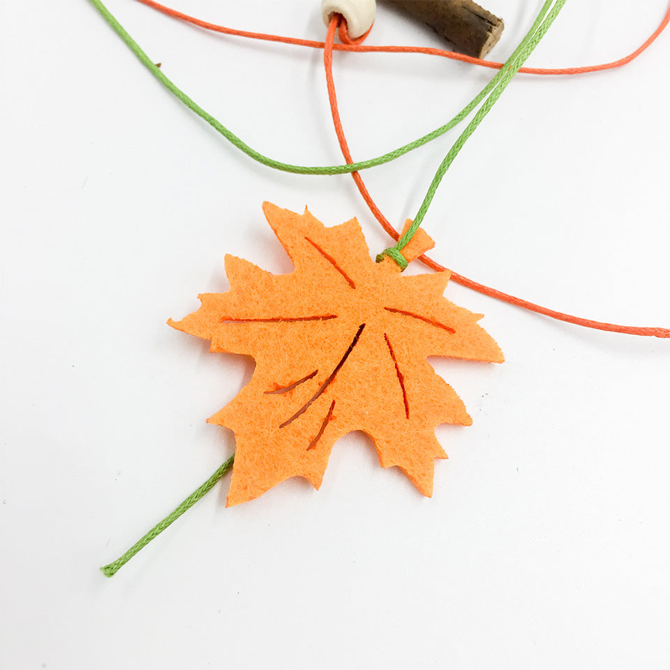 Non-woven-Fabric-Pendants