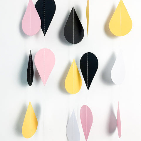 Image of 14 Styles Paper Garland