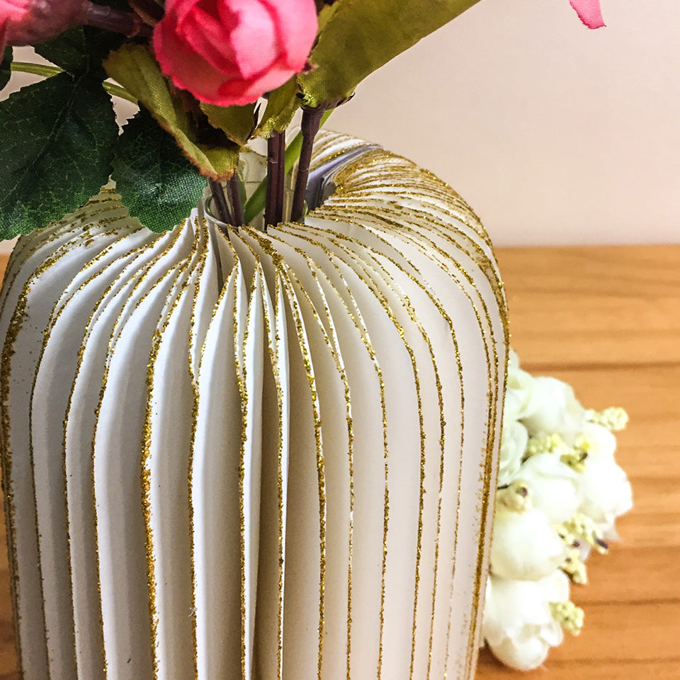 Cylinder Shape Paper Vase