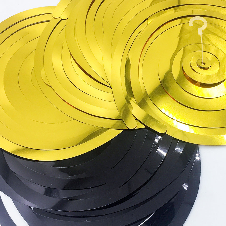 Hello 2020 Swirl Spiral Garland | Nicro Party